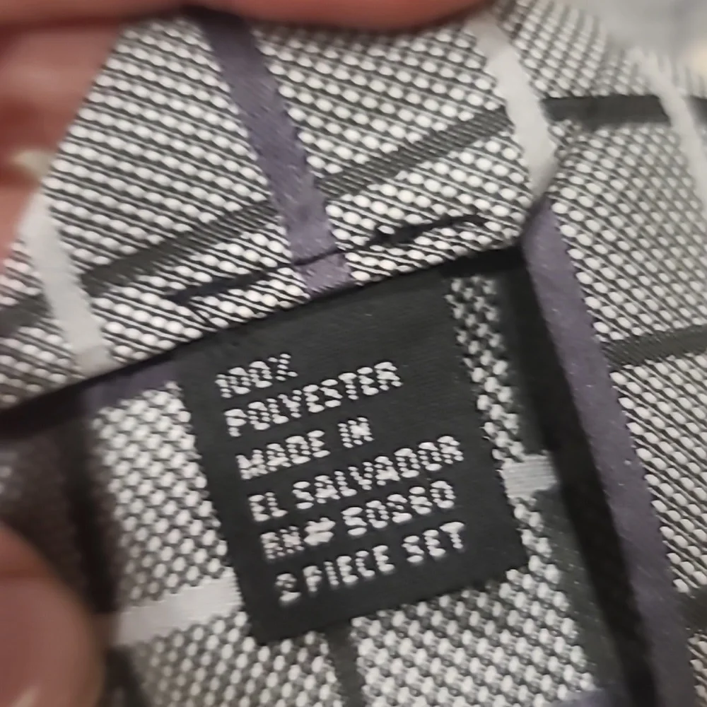 ❤️10/$13 Boys tie